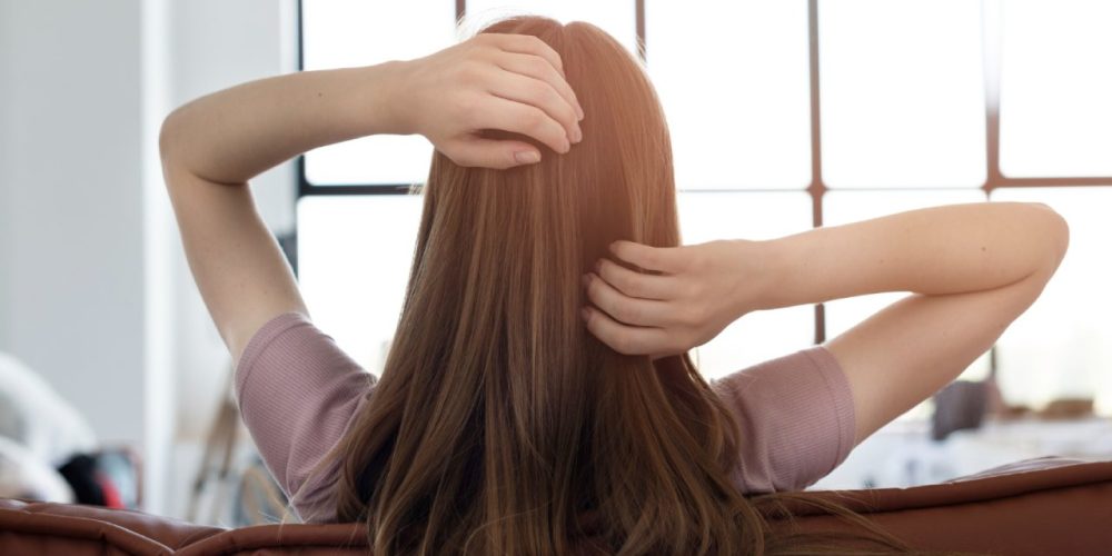 Dicas práticas para cuidar da saúde capilar diária